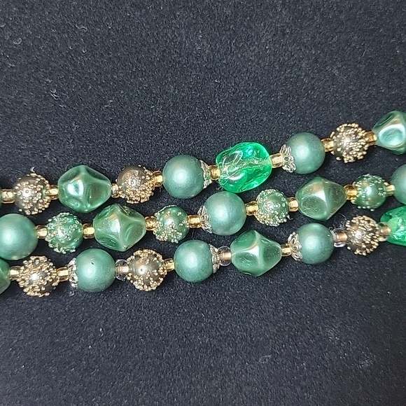 Vintage Green Upcycled Triple Layer Necklace with Original Slide Clasp - Picture 3 of 5